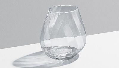 FACET GLASS VASE | GEORG JENSEN